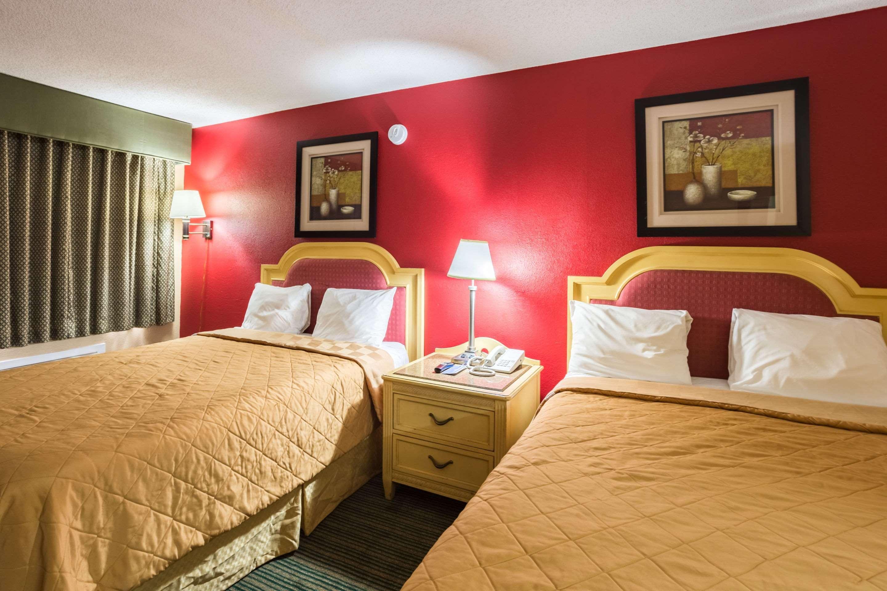Rodeway Inn Hazlehurst Екстер'єр фото
