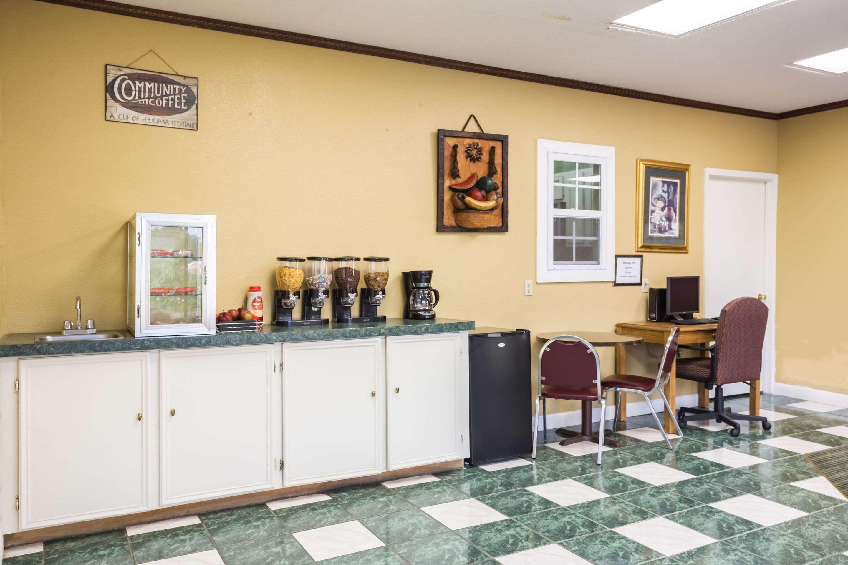 Rodeway Inn Hazlehurst Екстер'єр фото