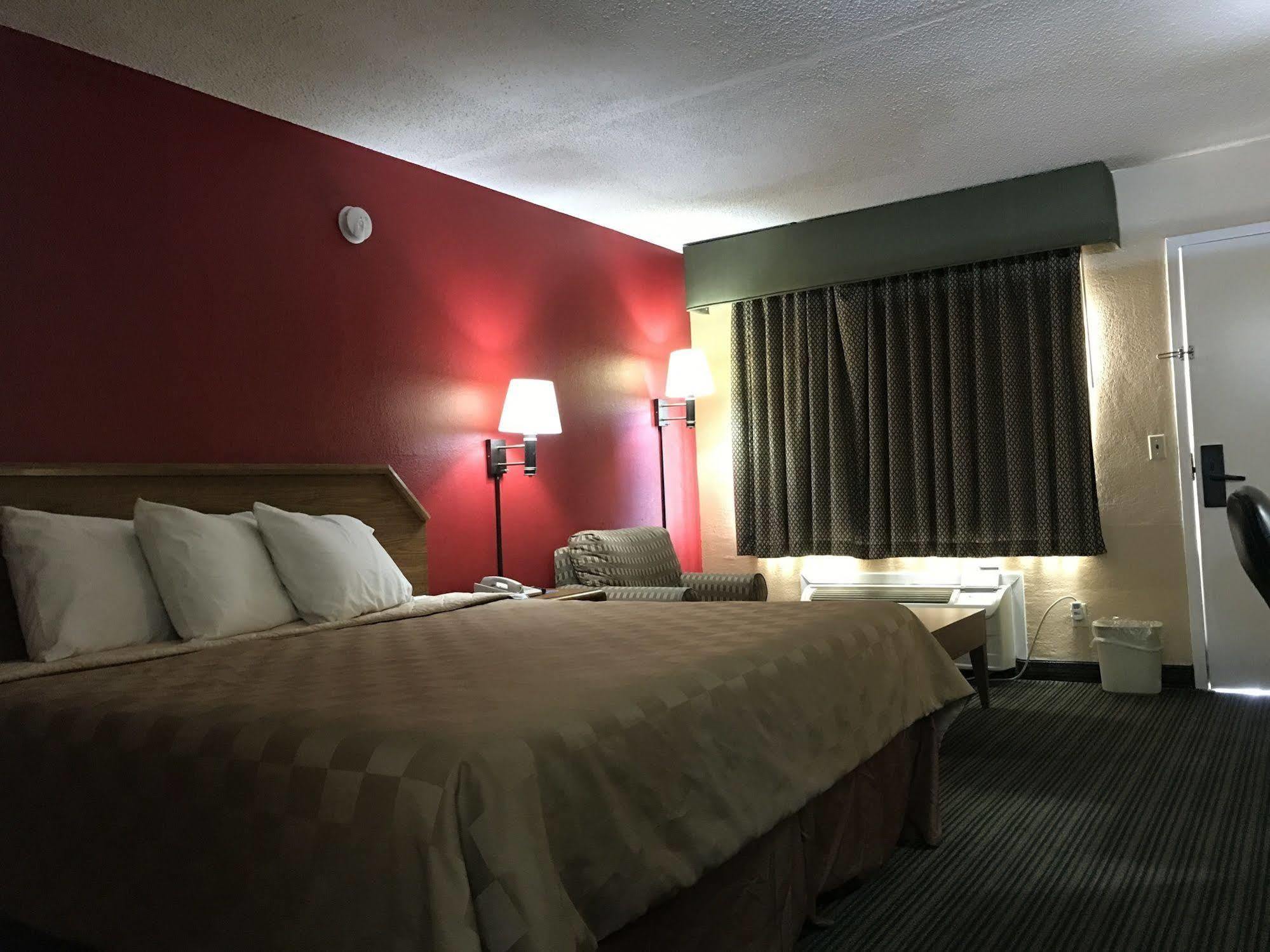 Rodeway Inn Hazlehurst Екстер'єр фото