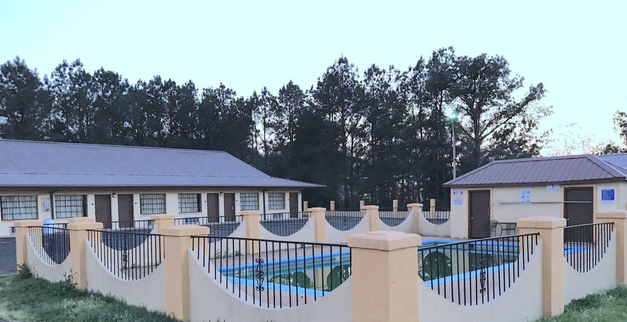 Rodeway Inn Hazlehurst Екстер'єр фото